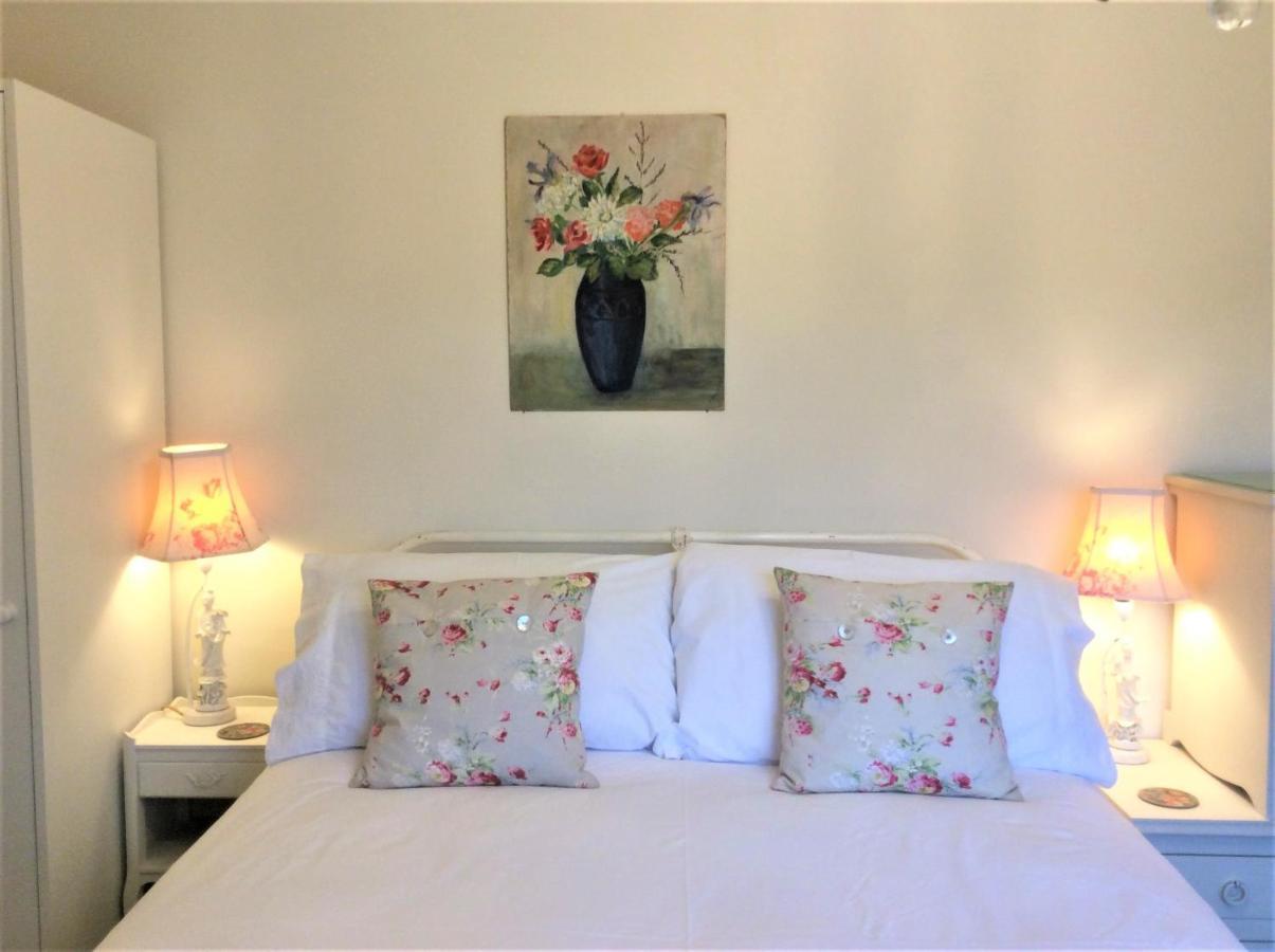 Bed and Breakfast Baytree House Wells Exterior foto